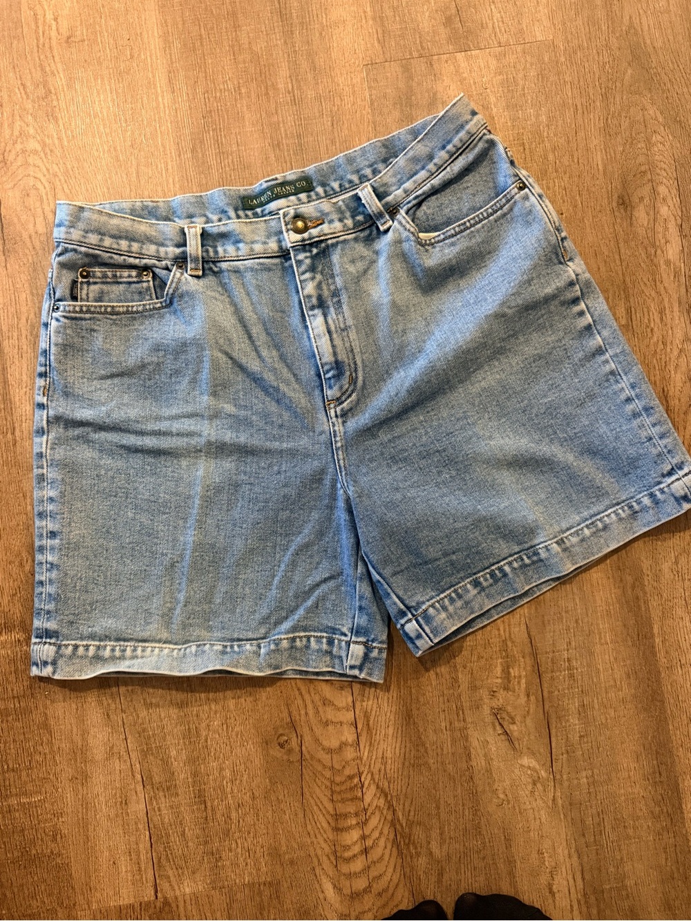 Lauren Jeans Co. Ralph Lauren Vintage Denim Shorts - Classic High-Rise Style